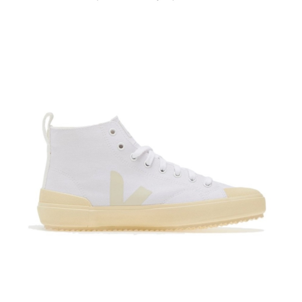 Veja Buttersole High Top Sneakers NWT